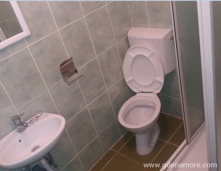 Studio-apartman 2 (kupatilo)